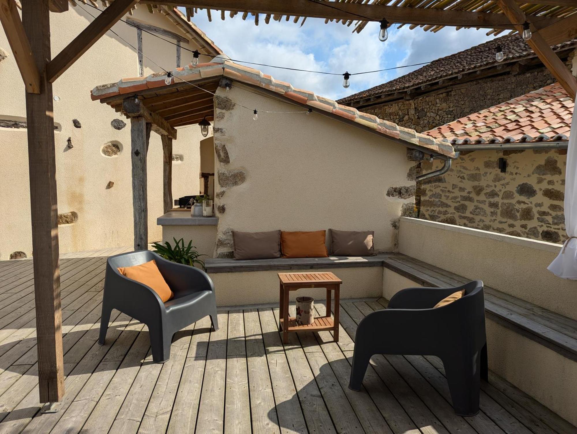 Gite A L'Ombre Des Magnolias Lesterps Exterior foto